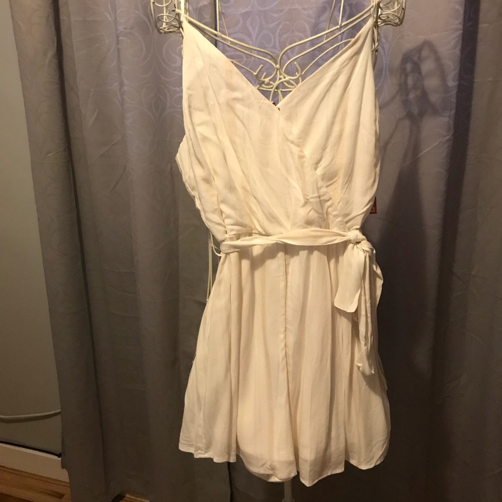 Pretty cream romper